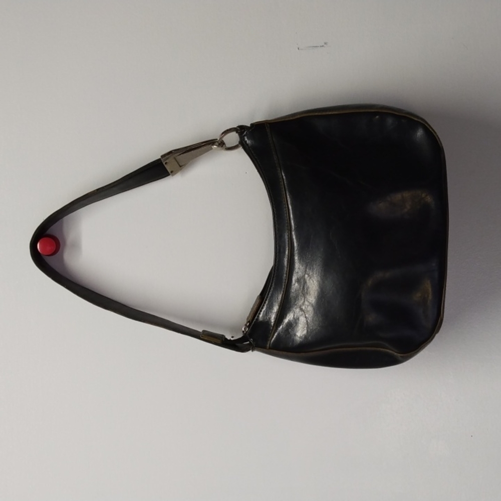 Black leather type med size purse